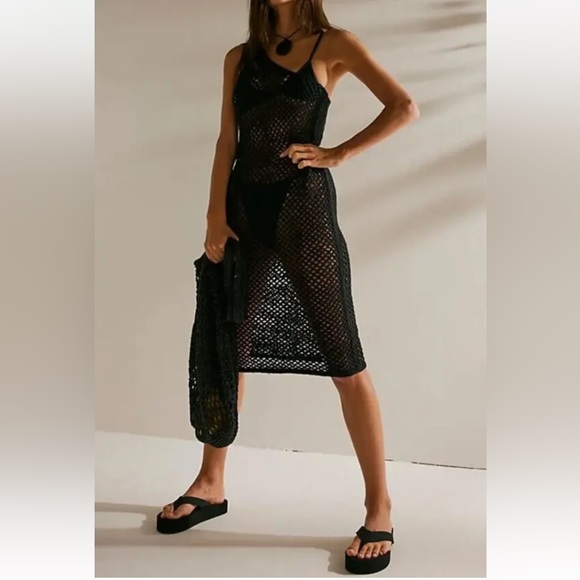 Free People coverup - Picture 2 of 2